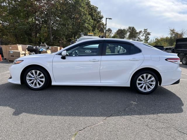 2018 Toyota Camry LE