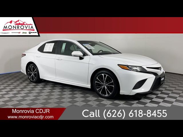 2018 Toyota Camry SE