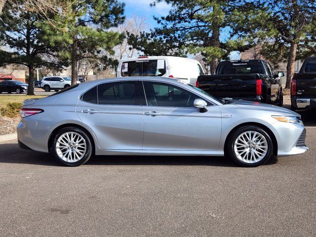 2018 Toyota Camry Hybrid XLE