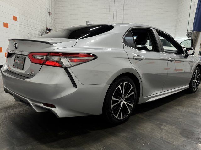 2018 Toyota Camry Hybrid SE