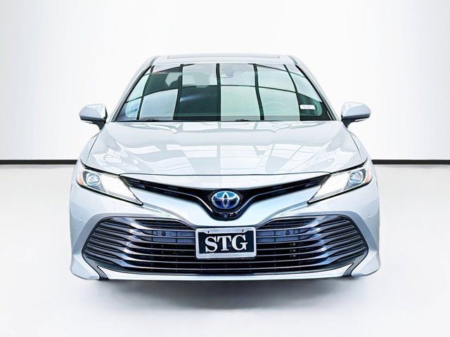 2018 Toyota Camry Hybrid LE