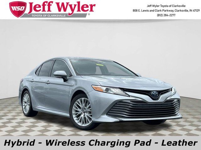 2018 Toyota Camry Hybrid XLE