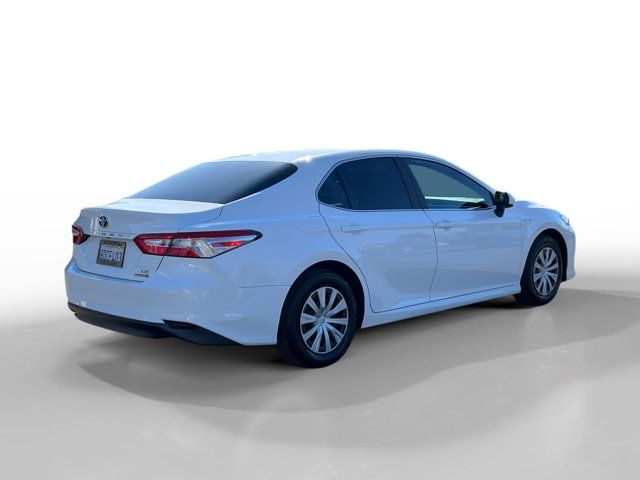 2018 Toyota Camry Hybrid LE