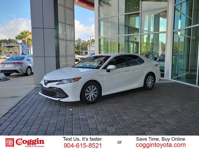 2018 Toyota Camry Hybrid LE