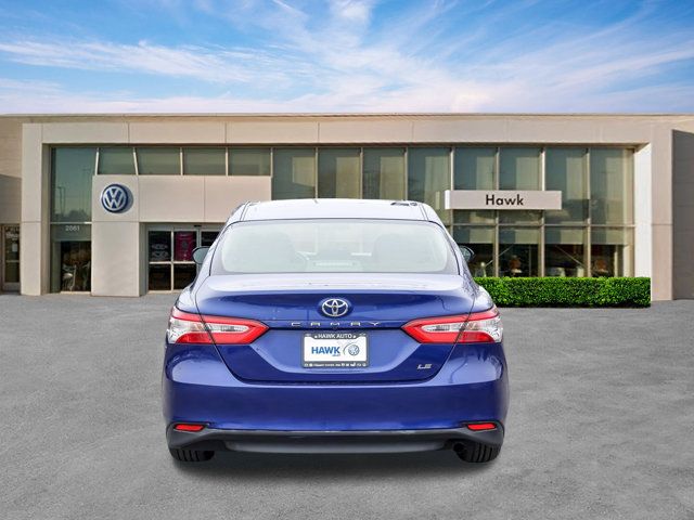 2018 Toyota Camry SE