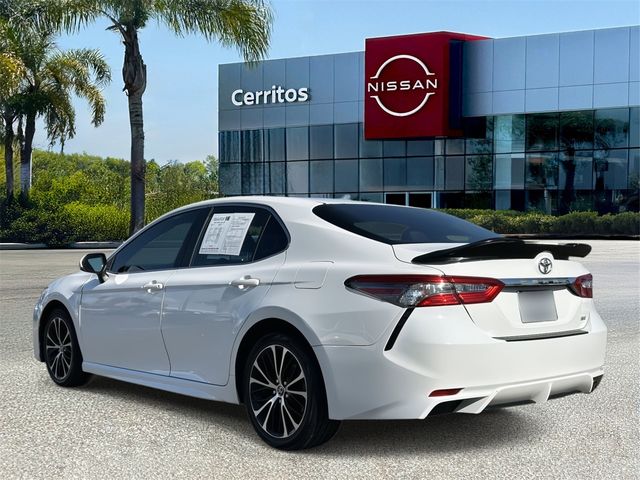 2018 Toyota Camry SE