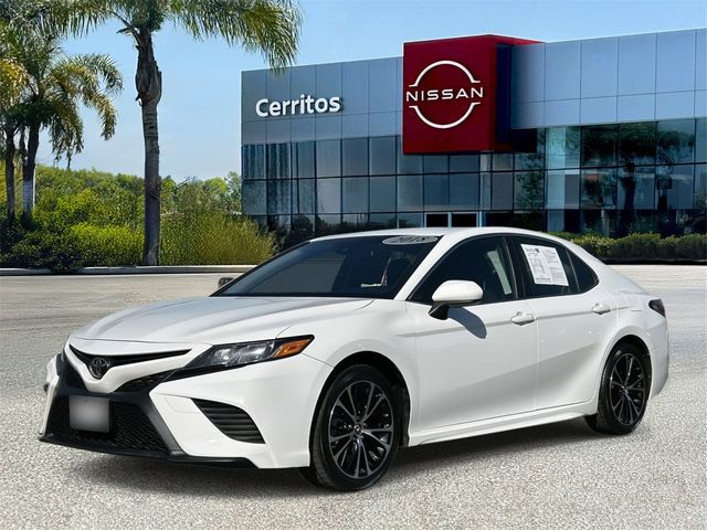 2018 Toyota Camry SE