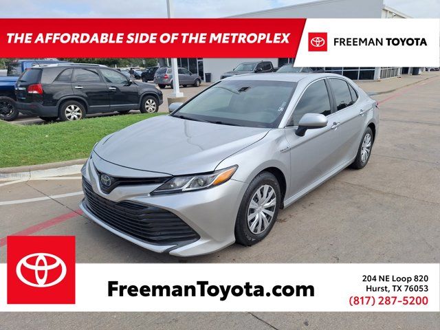 2018 Toyota Camry Hybrid LE