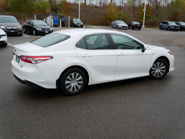 2018 Toyota Camry Hybrid LE