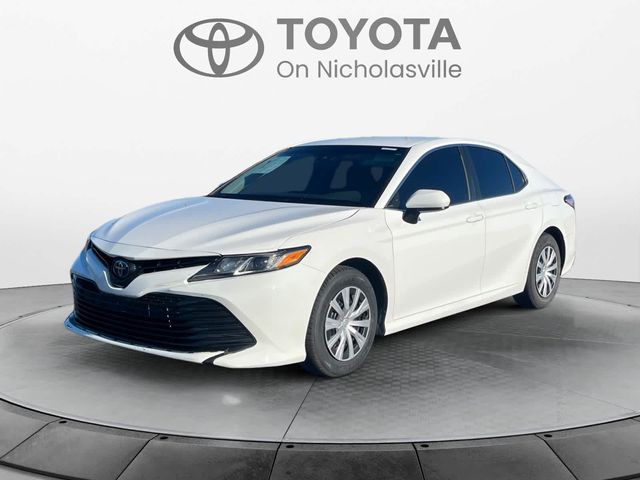 2018 Toyota Camry Hybrid LE