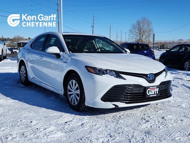 2018 Toyota Camry Hybrid LE