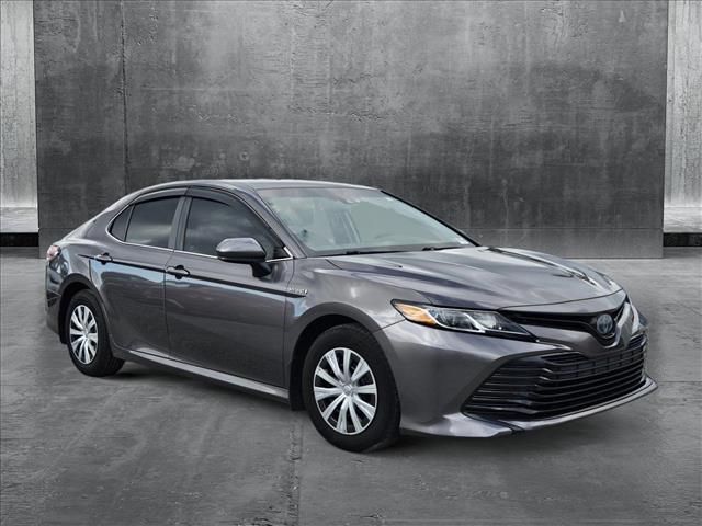 2018 Toyota Camry Hybrid LE