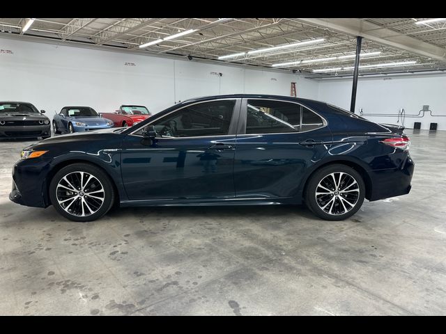 2018 Toyota Camry Hybrid LE