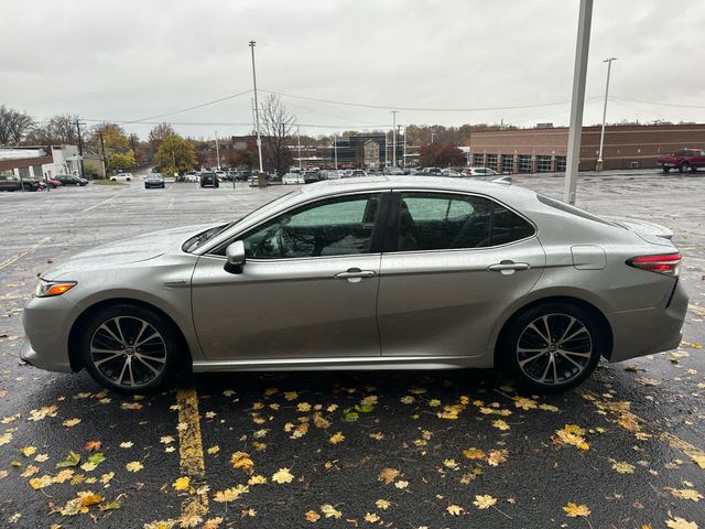 2018 Toyota Camry Hybrid SE