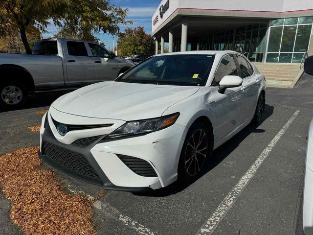 2018 Toyota Camry Hybrid SE