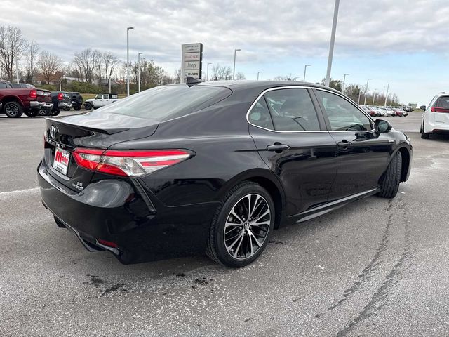 2018 Toyota Camry Hybrid SE