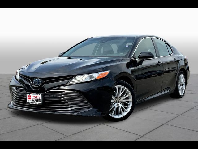 2018 Toyota Camry Hybrid SE