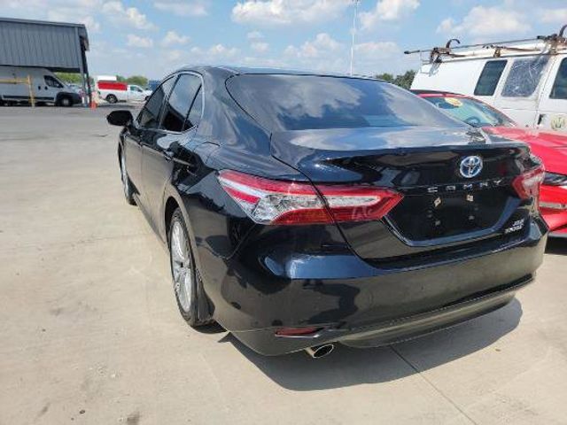 2018 Toyota Camry Hybrid XLE