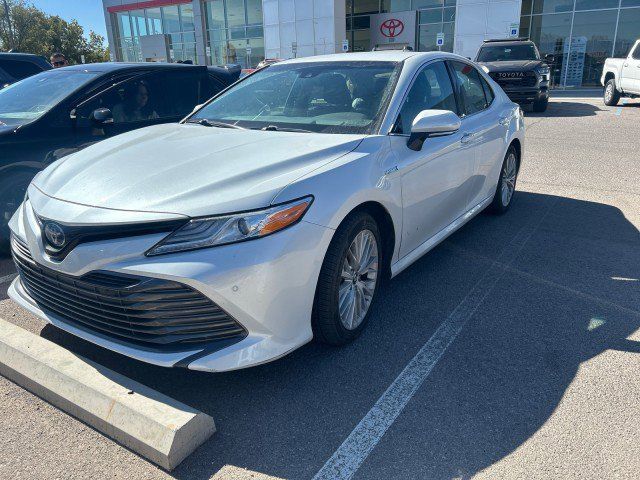 2018 Toyota Camry Hybrid XLE