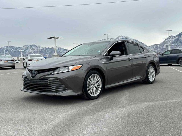 2018 Toyota Camry Hybrid XLE