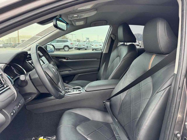 2018 Toyota Camry Hybrid XLE