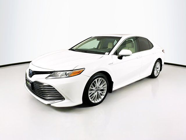 2018 Toyota Camry Hybrid XLE