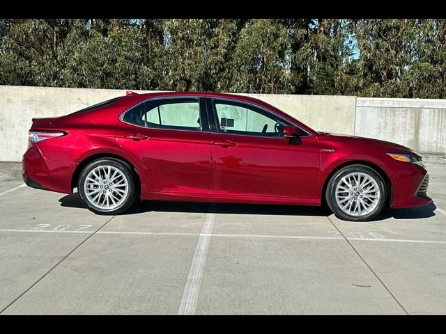 2018 Toyota Camry Hybrid XLE