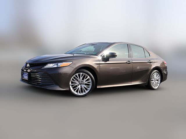 2018 Toyota Camry Hybrid XLE