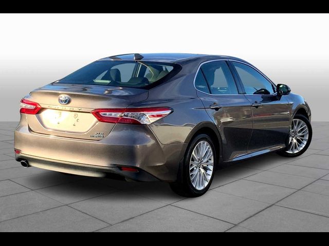 2018 Toyota Camry Hybrid XLE