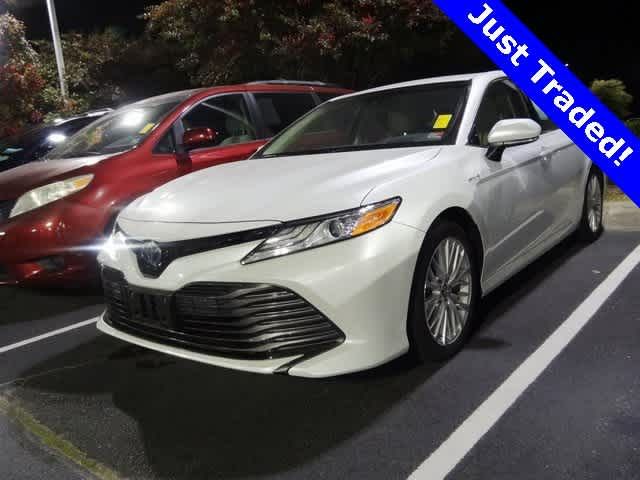 2018 Toyota Camry Hybrid XLE