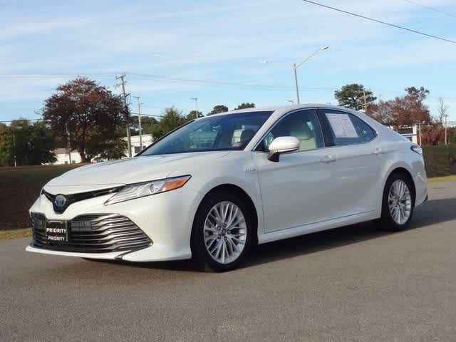 2018 Toyota Camry Hybrid XLE