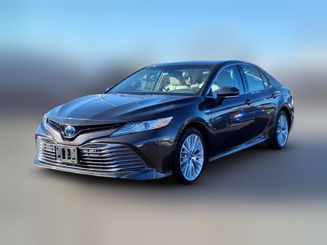 2018 Toyota Camry Hybrid XLE