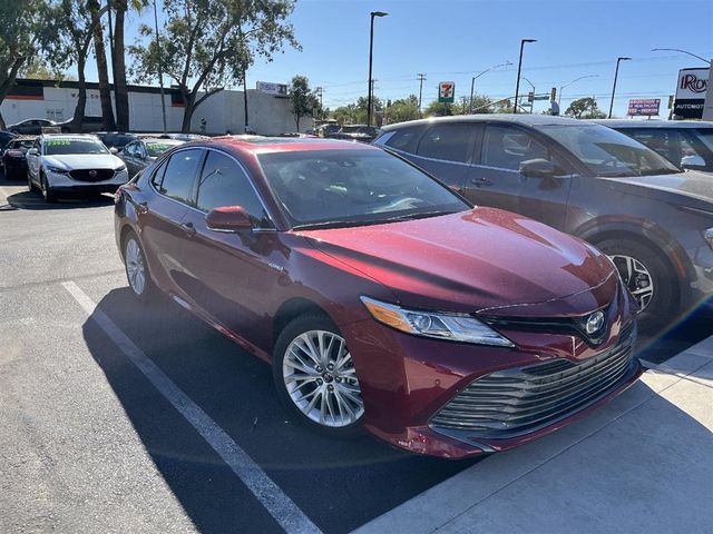 2018 Toyota Camry Hybrid XLE