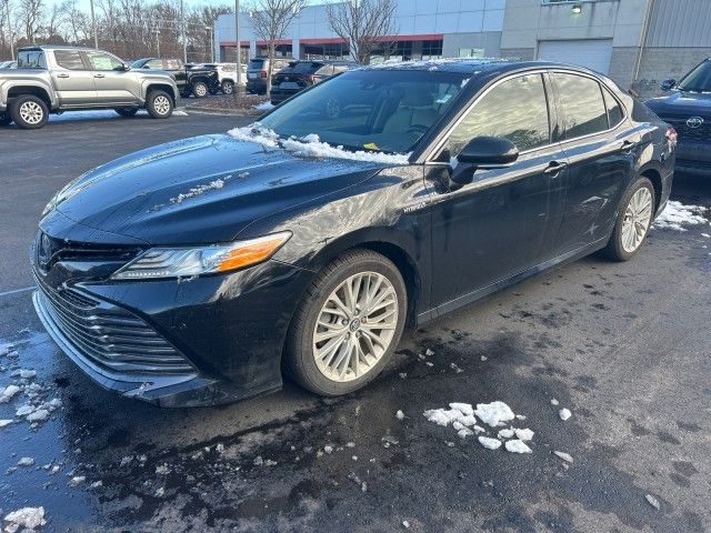 2018 Toyota Camry Hybrid XLE