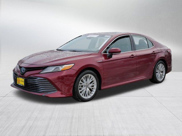 2018 Toyota Camry Hybrid XLE