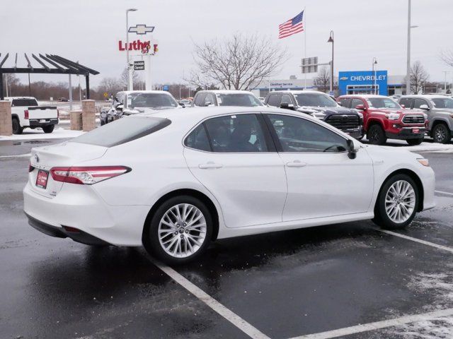 2018 Toyota Camry Hybrid XLE