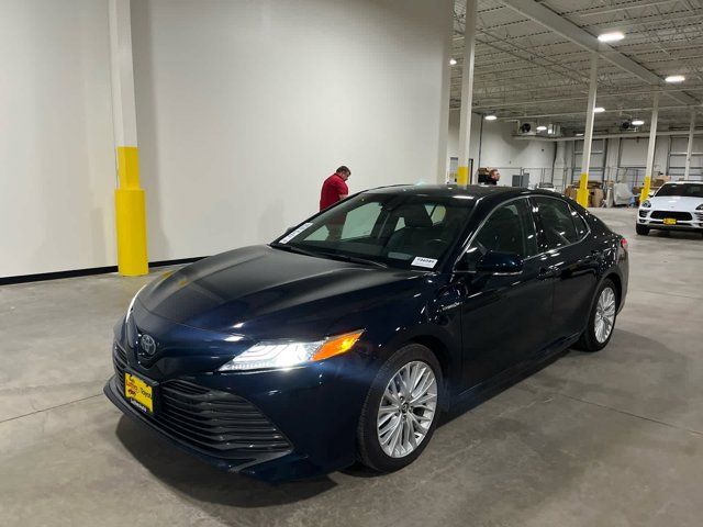 2018 Toyota Camry Hybrid XLE