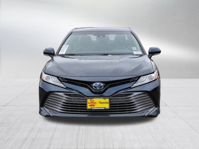 2018 Toyota Camry Hybrid XLE