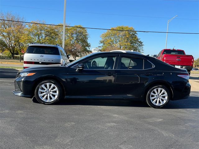 2018 Toyota Camry LE