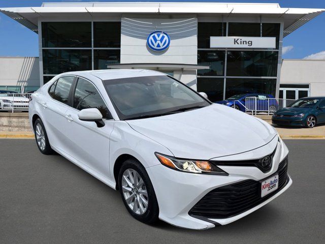 2018 Toyota Camry LE