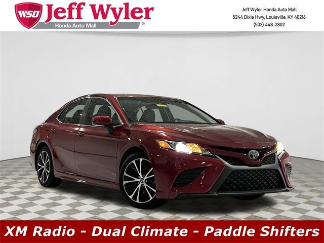 2018 Toyota Camry SE