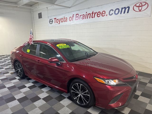 2018 Toyota Camry SE