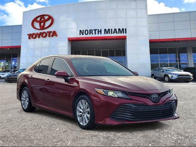 2018 Toyota Camry LE