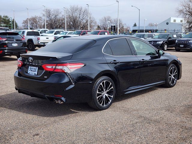 2018 Toyota Camry SE