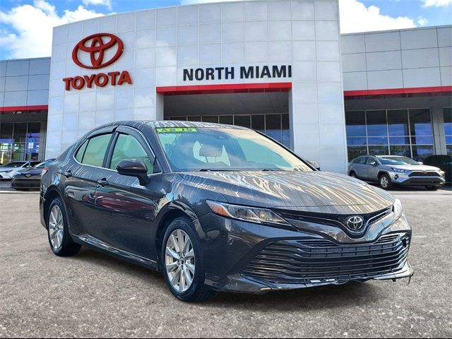 2018 Toyota Camry LE