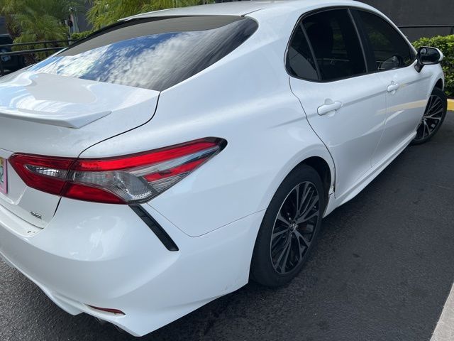 2018 Toyota Camry SE