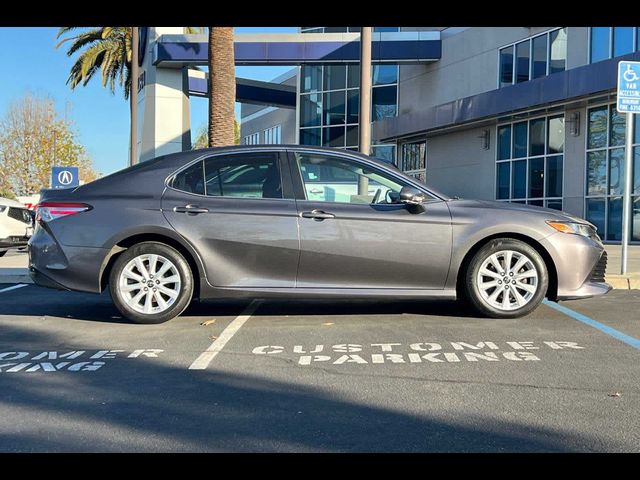 2018 Toyota Camry LE