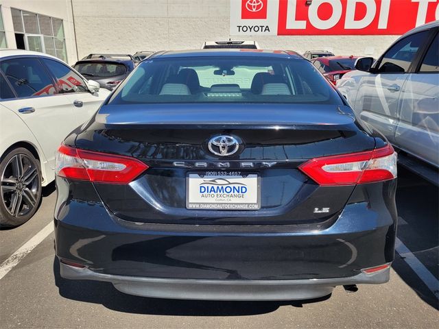 2018 Toyota Camry LE