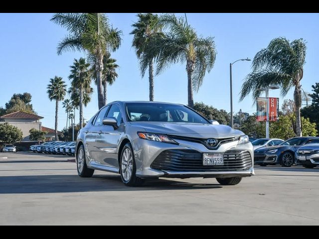 2018 Toyota Camry LE