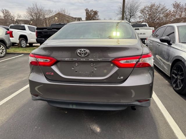 2018 Toyota Camry LE